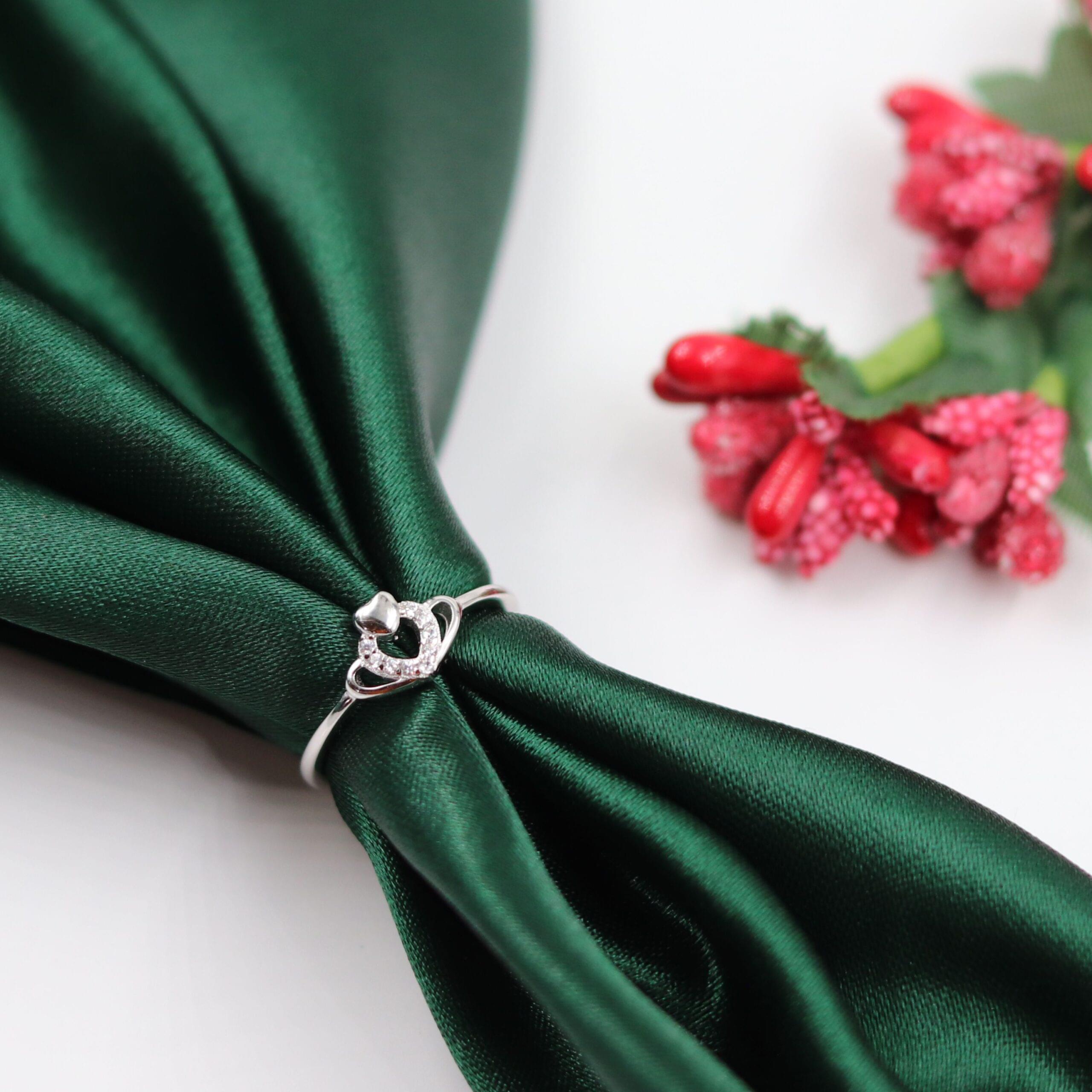 Arika Jewellers Crown Heart 925 Sterling Silver Ring (2) Arika Jewellers Crown Heart 925 Sterling Silver Ring